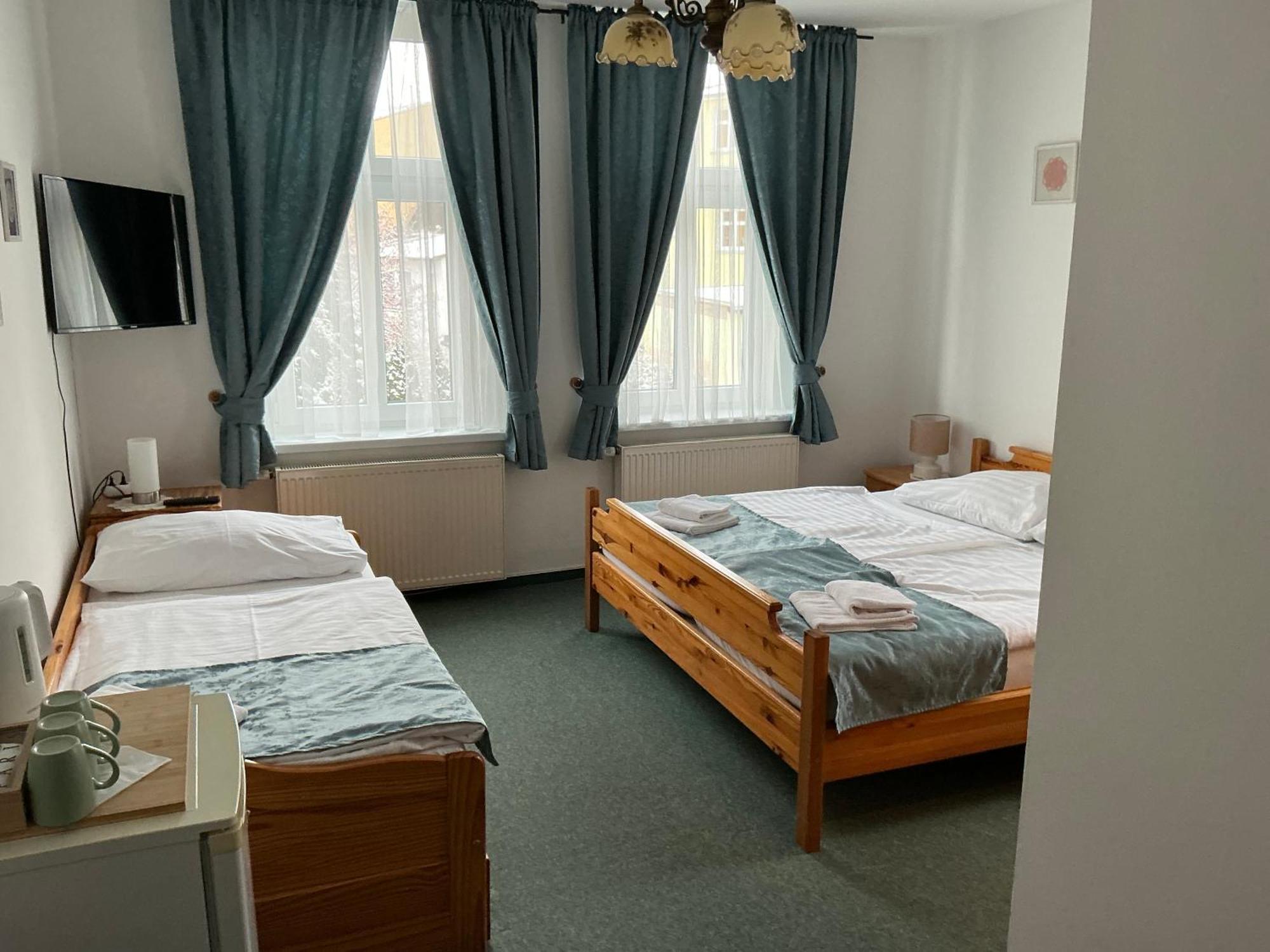 Pension Abbazia Františkovy Lázně Esterno foto